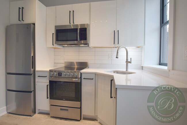 Foto del edificio - 7645 N Sheridan Rd