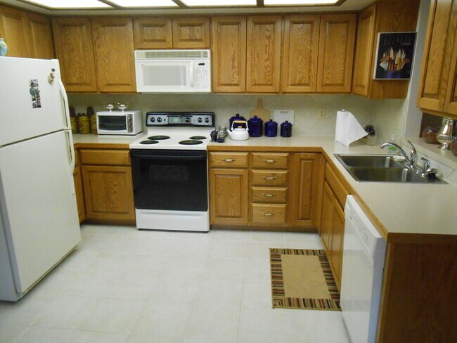 Photo - Charming 2 Bed/2 Bath Condo Near the Sculpture Park