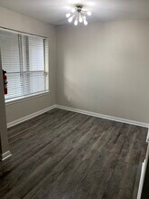 Dining - Memorial Fountain