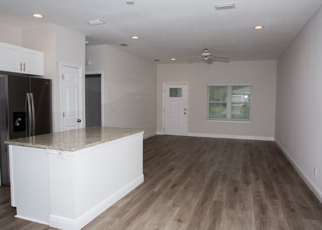Foto del edificio - 39533 Meadowood Loop