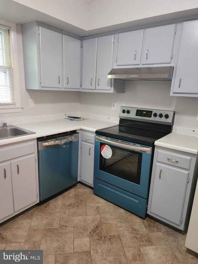 Foto principal - 901 Windsor Ct