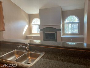 Building Photo - 3145 E Flamingo Rd