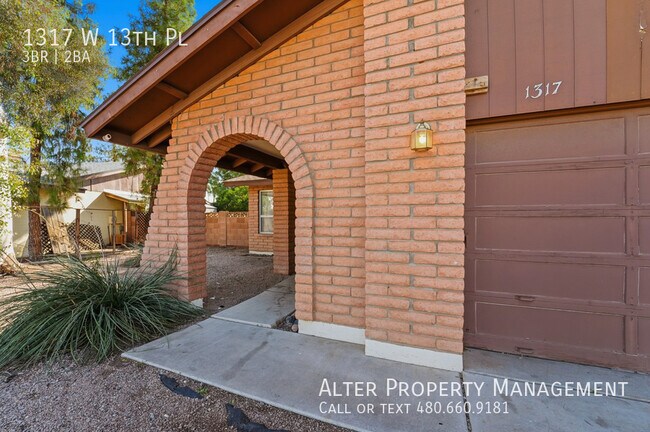 Foto del edificio - 1317 W 13th Pl