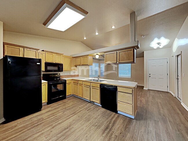 Foto del edificio - 1205 Gold Creek Dr