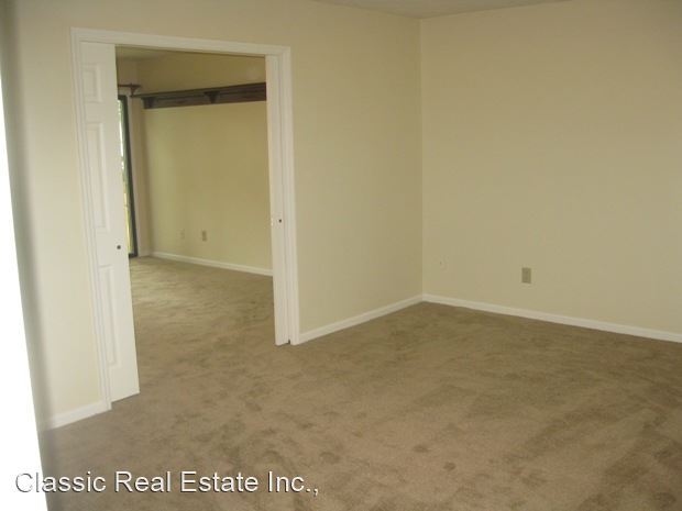 Foto del edificio - 4 br, 2.5 bath House - 3384 Squire Oak Drive