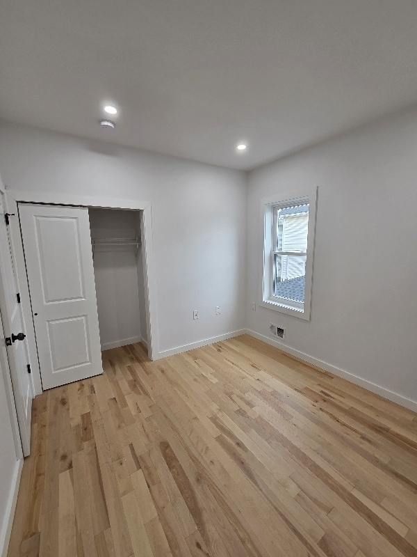 Building Photo - 15 Voorhees St