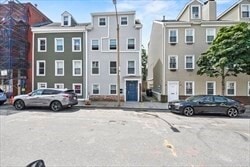 Building Photo - 775 E 5th St