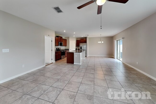 Building Photo - 10027 RoseMary Leaf Ln