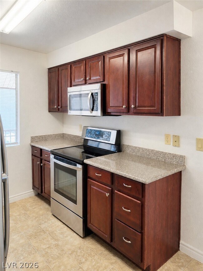 Building Photo - 5163 Indian River Dr