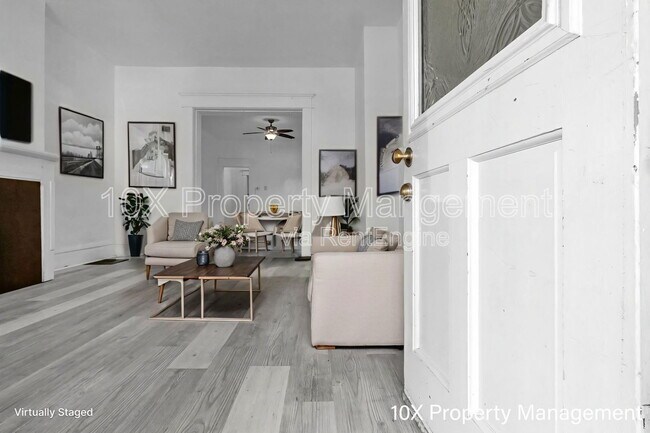 Foto del edificio - 851 Bellows Ave