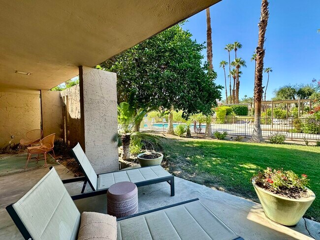 Foto del edificio - 76705 Sandpiper Dr