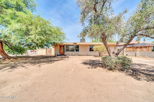 Building Photo - 4548 N 29th Ave
