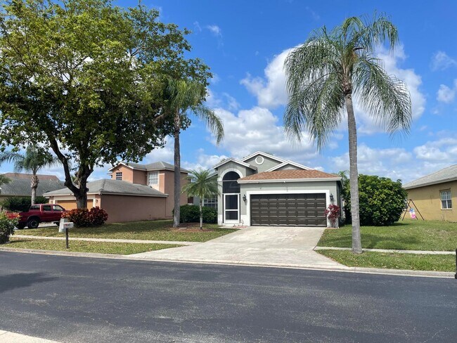 Building Photo - 6373 Lansdowne Cir