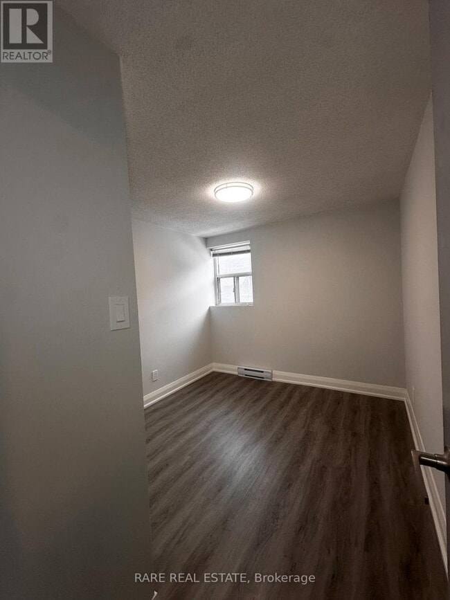 Building Photo - 99 Bellevue Ave