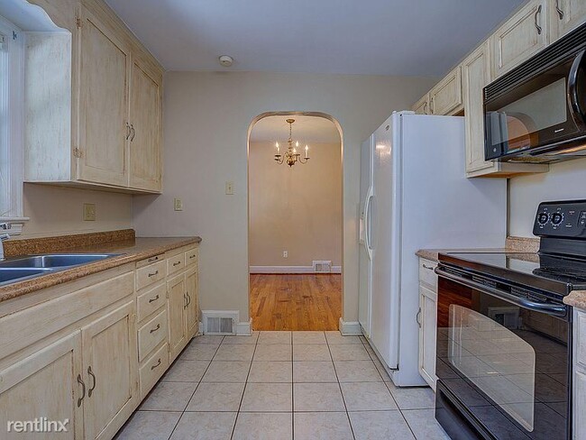 Foto del edificio - 3 br, 3 bath House - 2320 Carlton Road Sou...