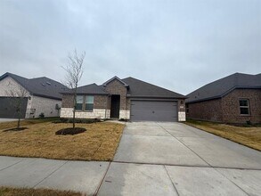 Building Photo - 1913 Windy Banks Dr