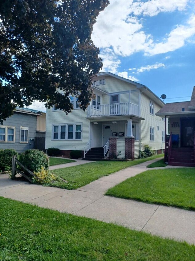 Primary Photo - 524 West Blvd