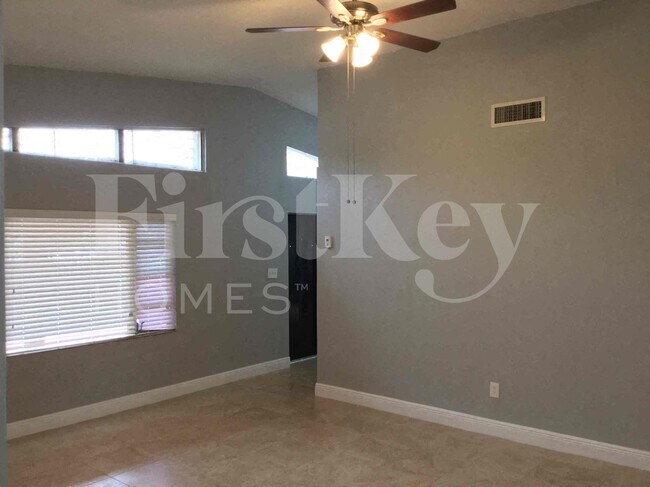 Building Photo - 2110 NW 185th St