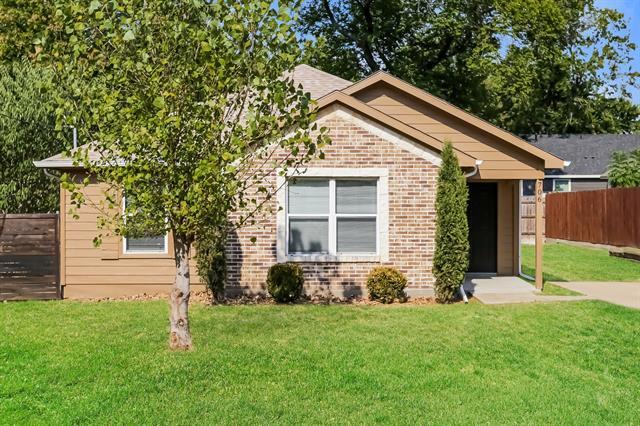 Primary Photo - 706 Lloyd St