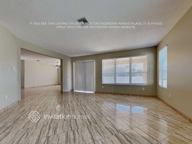 Foto del edificio - 2045 Heartland Cir