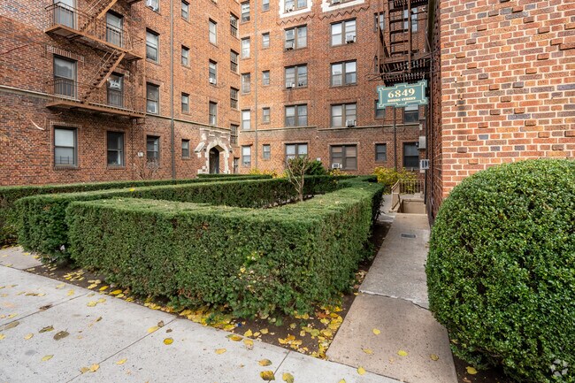 Foto del edificio - Chatwick Gardens