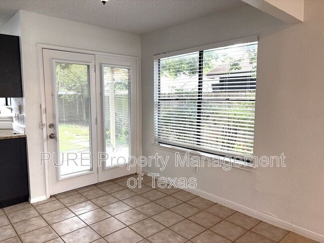 Building Photo - 14413 Tiffer Ln