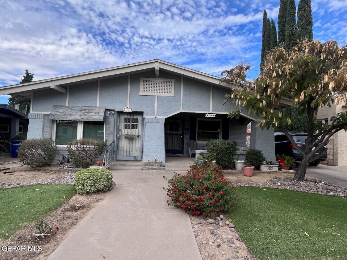 Foto principal - 1203 Madeline Dr