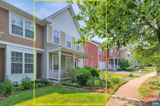 Building Photo - 1820 Clay Dr