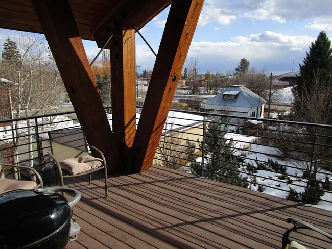 Foto del edificio - 2 bedroom Whitefish Condo with views and w...