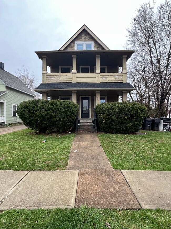 Building Photo - 4202 Ardmore Ave