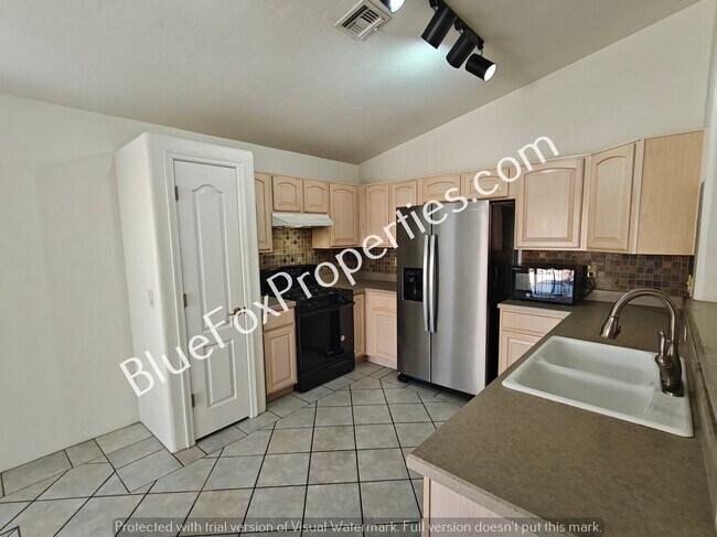 Foto del edificio - 2372 W Silver River Way