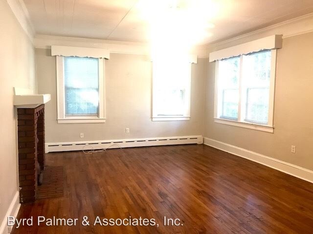 Building Photo - 3 br, 2 bath House - 1206 Main Street