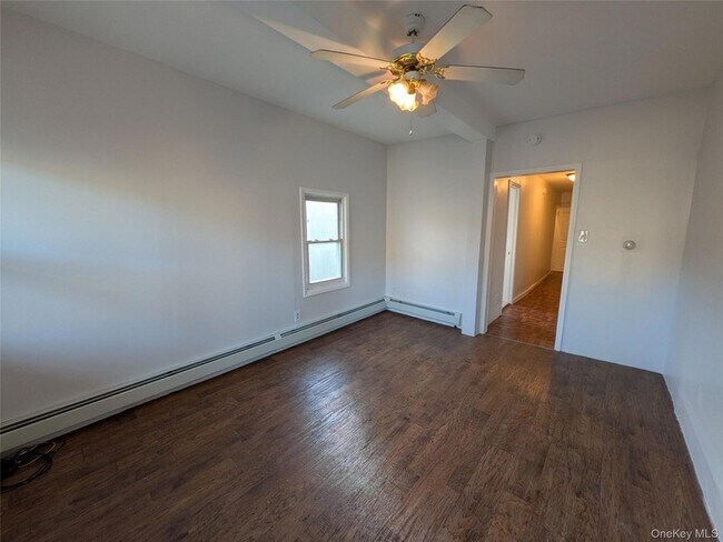 Building Photo - 90-92 W Railroad Avenue Unit