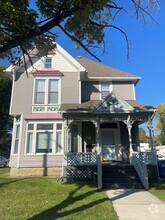 Building Photo - 237-129 N Prospect St