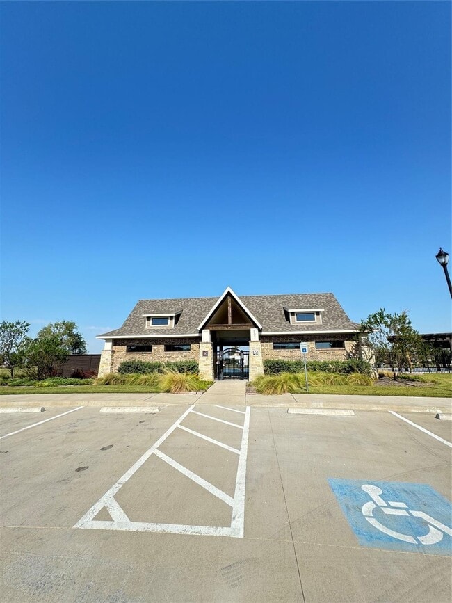 Building Photo - 1905 Ethereal Ln