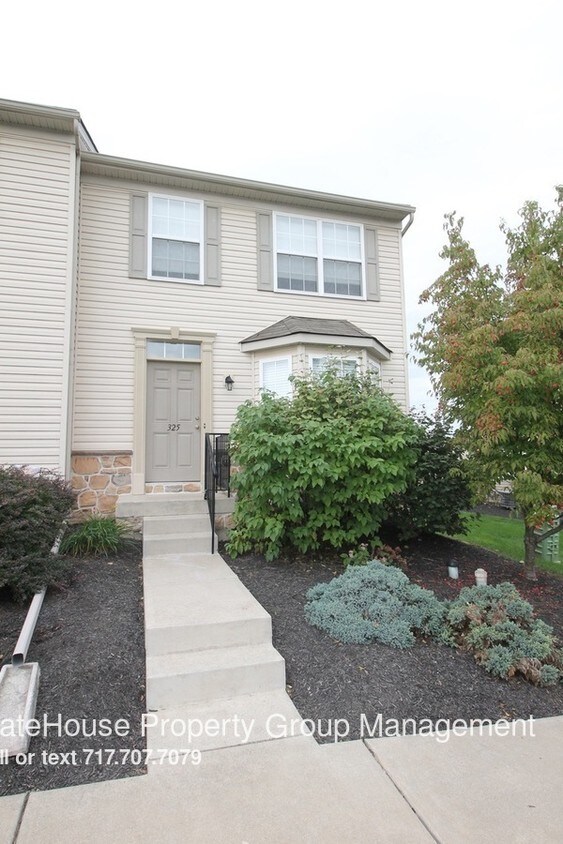 Primary Photo - 325 Knollwood Rd