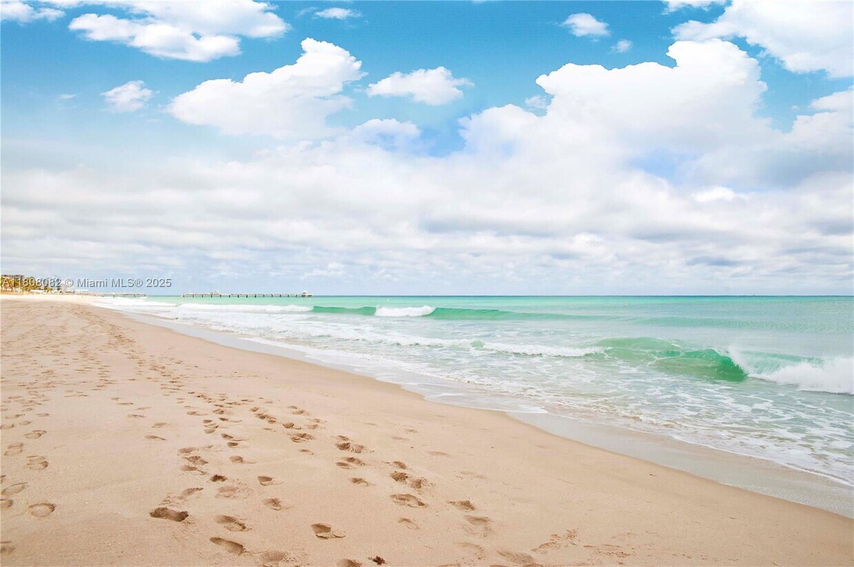 Photo - 4105 North Ocean Drive Apt #5B, Lauderdale-by-the-Sea, FL 33308 - 0 BR 1 BA Multi-Family Home