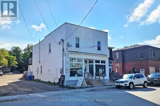 Building Photo - 250-250 Main St