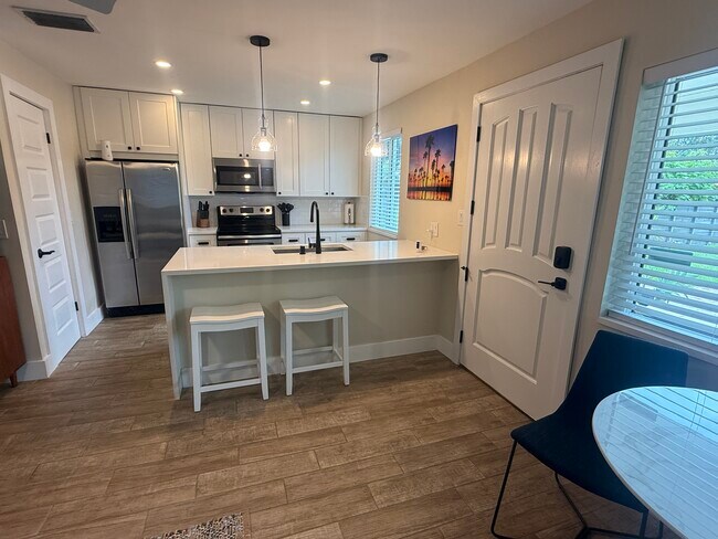 Foto del edificio - 18 NW 12th Ave