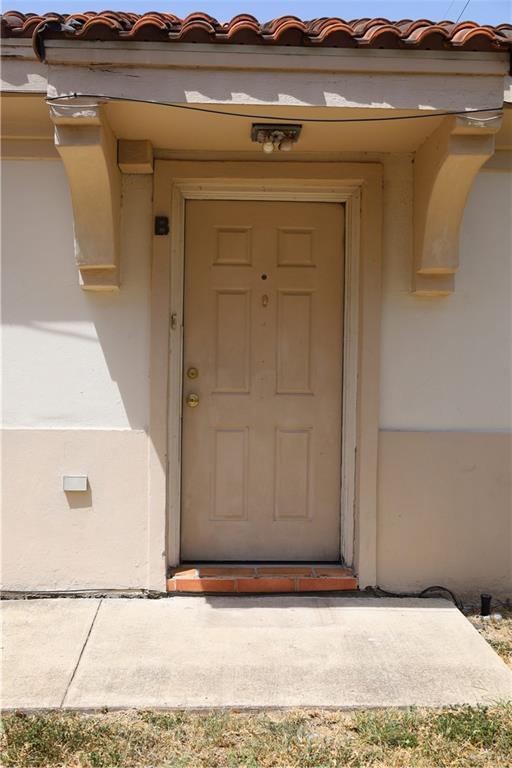 Building Photo - 606 Buena Vista Dr