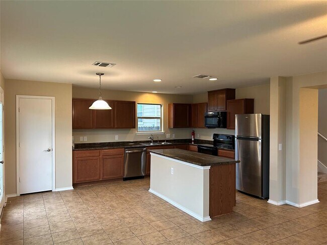 Foto del edificio - 9001 Bird Brook Ln