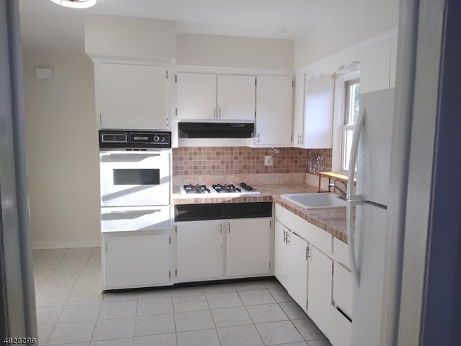 Foto del edificio - 372 E 9th Ave