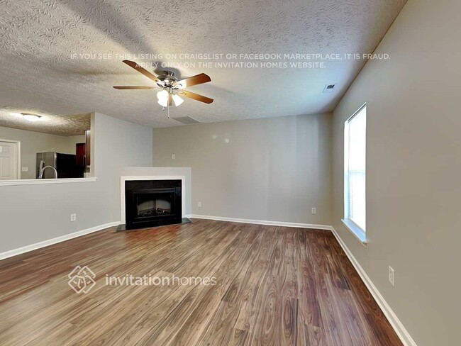 Foto del edificio - 3125 Ivy Wood Ln