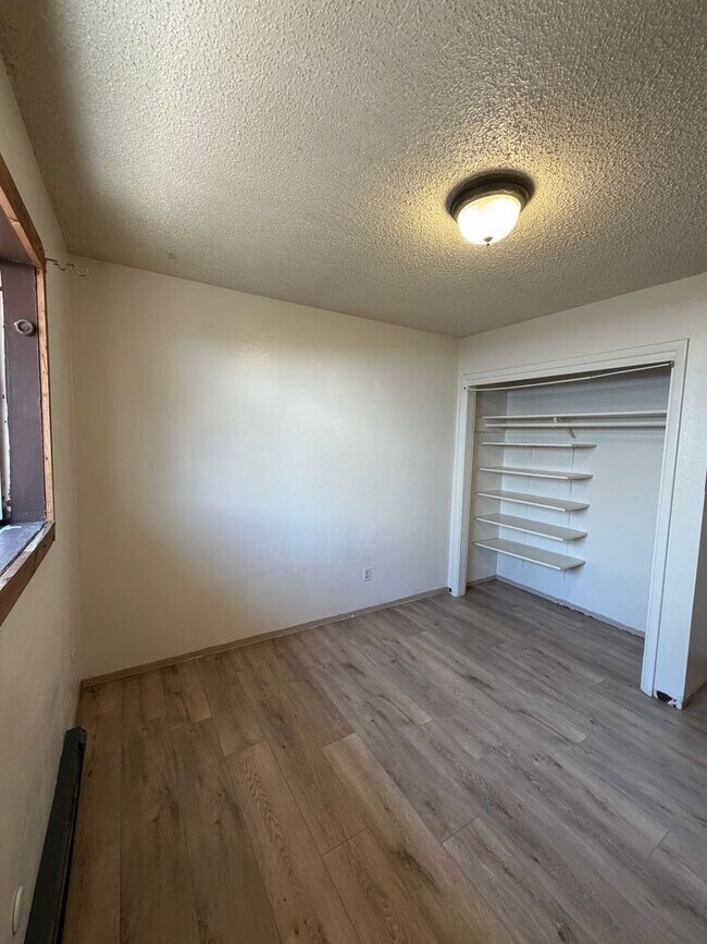 Building Photo - 2-Bedroom Home with Garage Near Sky Lakes and OIT