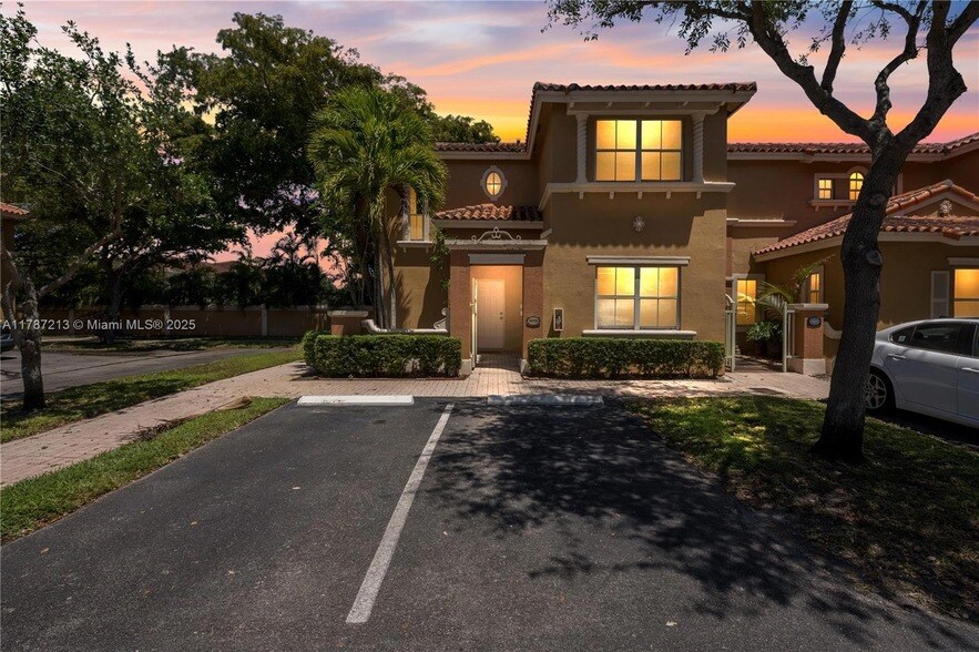 Primary Photo - 14001 NW 84th Ct