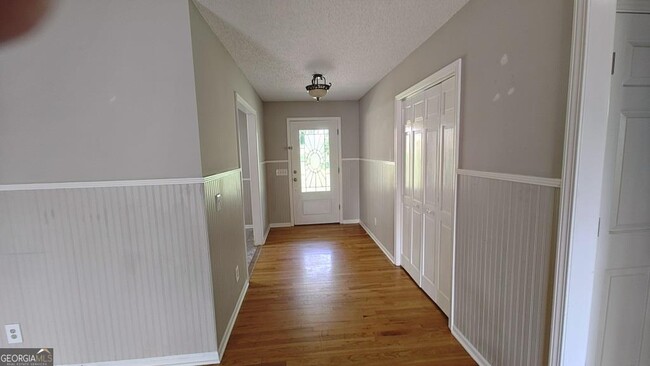 Foto del edificio - 4614 Pond House Rd