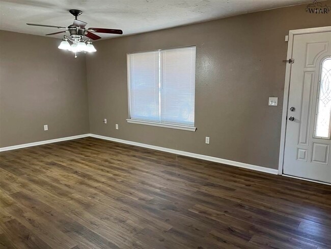 Building Photo - 4318 Edgehill