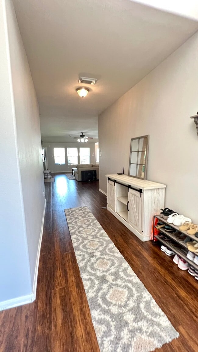 Building Photo - 20326 Linshire Dr