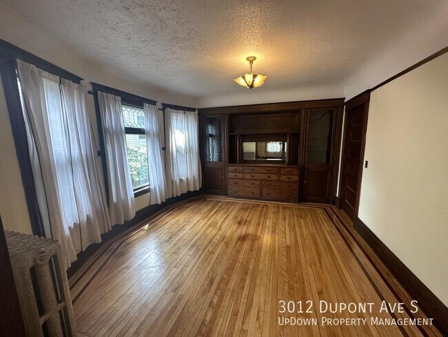 Foto del edificio - 3012 Dupont Ave S