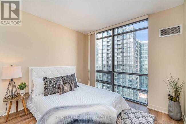 Photo du bâtiment - 5 Mariner Terrace